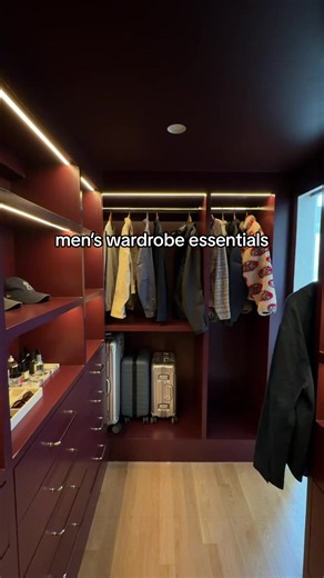 Men’s Closet Essentials: Accessories Every Man Needs
