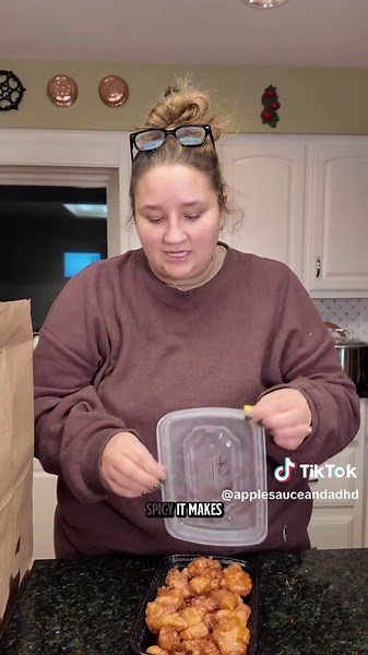 This was a few days ago… I started a new immune routine and went from being SICK to totally better in a day and a half. The Chinese definitely helped but if you want my new immune routine of what I’m doing to give myself the best chance of not being down and out for book tour let me know! #takeoutnight #chinesetakeout #sickday #arbitraryrules #imnotcooking