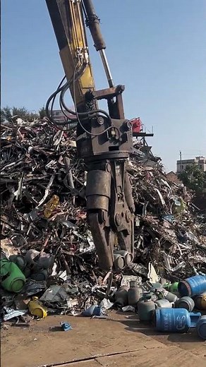 Double cylinder hydraulic shearing machine shear gas tank