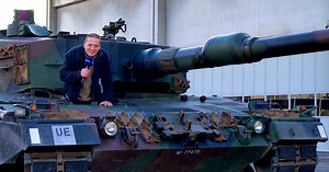 So fährt sich ein Schweizer Leopard-Panzer