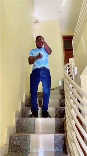 Hello! Là chanson complète est déjà disponible #music #youtube #shorts