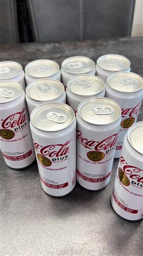🥤🇻🇳 Coca Cola Plus aus Vietnam im 12er Bundle! Die besondere Asia-Cola mit zugesetzten Ballaststoffen sorgt weltweit für Hype unter Snack- & Getränke-Fans. Zero Sugar, einzigartiger Import-Vibe und perfekt für alle, die seltene Drinks feiern 🔥 #CocaColaPlus #VietnamImport #AsiaDrinks #dealsfürdich #tiktokmademebuyit