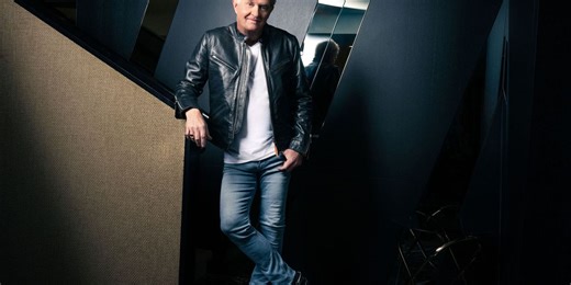 Tom Cochrane: la longue route d'une légende du rock