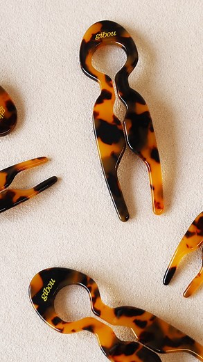 Pour celles qui se posaient la question… voici comment installer l’épingle française 🙊 | Gibou.ca