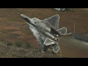 하늘을 지배하는 세계 최강의 전투기 F-22 '랩터'의 환상적인 비행! 압도적인 성능을 뛰어넘어 전쟁 양상을 바꾸는 게임체인저 F-22 전투기 영상