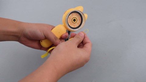 Pocket Handheld Microscope Mini Scope Portable Microscope for Toddlers Educational Science Magnifying Glass for 3-12 Years Old Kids