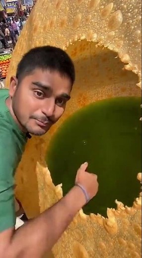😱 Itni badi pani puri 😱 #aishorts #funny #shorts #sora2 #shortsfeed #viral #panipuri #fypシ