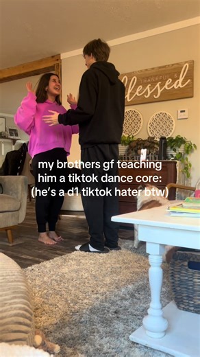 i thought this was funny @carolinenethery #fyp #goviral #funny #tiktok #dance