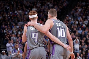 Domantas Sabonis y Kevin Huerter, el arte del 'handoff' en Sacramento