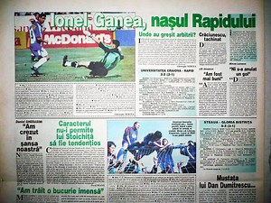 🦁 FC Universitatea Craiova 1948 - Rapid București 2-2 🏆 Meci disputat pe stadionul Ion Oblemenco, în data de 2 Mai 1998 cu peste 30.000 de suporteri în tribune. 👉🏼 Cu golurile din minutele 16` și 28` Ionel Ganea le-a stricat bucuria rapidistior, Rapid având nevoie de o victorie pentru obținerea titlului după 31 de ani. #Nostalgia #Stiintasuntemnoi #Facpartedinistorie | Fotbal Club Universitatea 1948