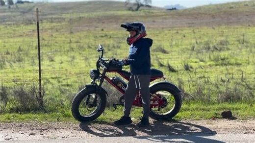 Enjoying the #qlife #qlifespark but His Christmas wish now is the #qlifevelae5 #vela #velae5 that will be more appropriate for his height 😊 Use coupon code JFLO to receive a 5% discount on any of your Qlife purchases. https://www.qlifebike.com/collections/best-sellers?bg_ref=9XwU1JIp4X #qlifebike #ebike #ebikestagram #ebikestyle @qlifebike @qlifebike | Qlife ebike