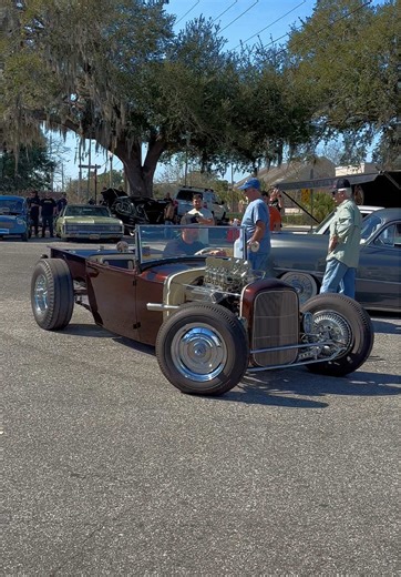 Check out @roosterzrodshopco for any and all hot rod needs ! You won’t be disappointed! #stayreckless #recklessrods