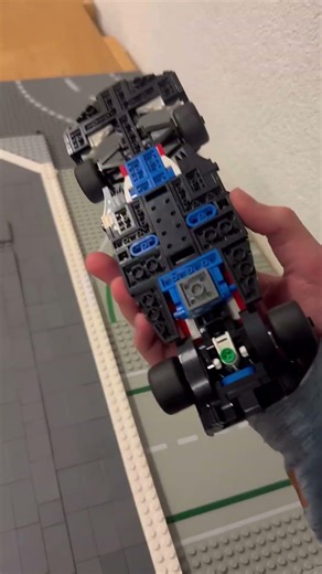 Fahrendes Formel 1 Auto