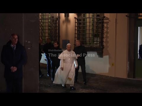 Pope Leo XIV urges an Easter end to the US-Israel war on Iran, calling for dialogue