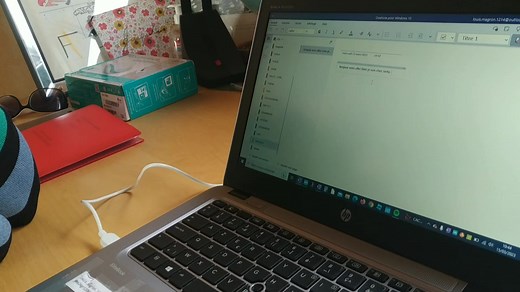 Dictée vocale disponible sur One Note, en plus du lecteur immersif... Des outils numériques au service des enfants Dys. Merci Louis 😉 | Association Dys sur Dys