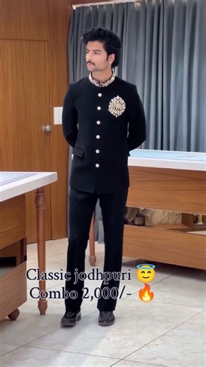 𝗔𝗩 𝗗𝗲𝘀𝗶𝗴𝗻𝗲𝗿𝘀 | 𝗜𝗻𝗱𝗶𝗮 𝗘𝘁𝗵𝗻𝗶𝗰 𝗪𝗲𝗮𝗿 👔 on Instagram: "Royal Style Jodhpuri Combo Set Rs 2,000/- Only 🥵 Watsapp no. In bio ✅ Size:-S.M.L.Xl.XXL.XXXL.XXXXL Pant size 28.30.32.34.36.38.40 ❌𝗡𝗼 𝗰𝗮𝘀𝗵 𝗼𝗻 𝗱𝗶&