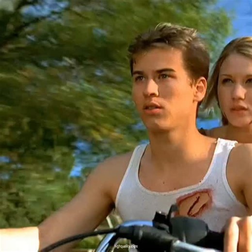 HQC OFFICIAL on Instagram: "This Movie is a terrific and horrific one ! 😦 Movie Name - 2001 Maniacs(2005) 2001 Maniacs (2005) is a wild ride of a horror-comedy film directed by Tim Sullivan. If you're a fan of over-the-top gore and dark humor, you'll love this spin-off of the 1964 cult classic Two Thousand Maniacs!. The movie takes place in the deep south, where a group of college students on a road trip stumble upon the eerie town of Pleasant Valley, inhabited by some seriously twisted locals.