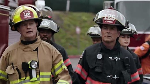 9 1 1 Lone Star S03E18 A Bright and Cloudless Morning DD 5 1 H 264