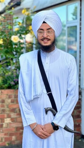 NANAK PYAAR on Instagram: "Har Har Naam Smagam, Bengaluru 2025 ✨ Sangat in ras, hearts in simran 💫 Energetic kirtan — Vocal: @bhaitaranveersinghrabbi #🙏🎶 #waheguru #divine #instagram #trend"