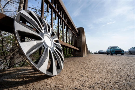 Ahead of 16th St. Bridge closure, Long's Bakery pleads for new plan