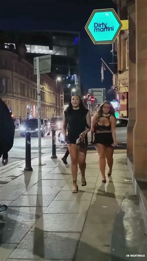 Exploring Manchester at Night 🇬🇧 | City Walk #nightwalk #walkingtour #citywalk #manchestercity
