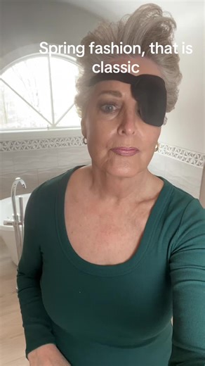 Classic spring fashion for over 50#gettingolderandwiser #springfashionover50 #timelessstyle #4seasonwear