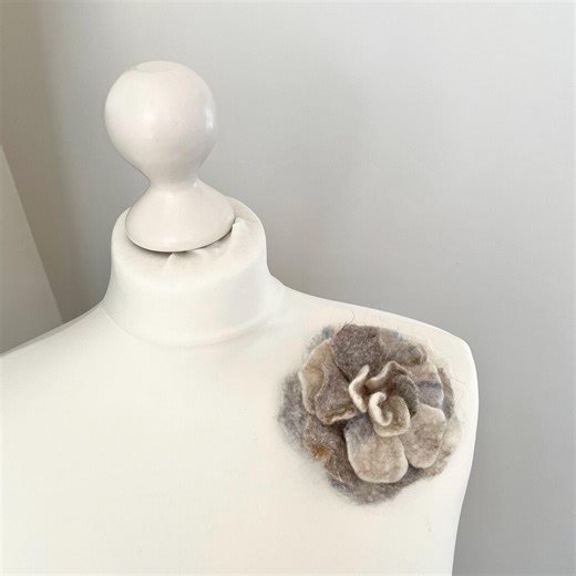 Handmade Felt Flower Brooch - Unique Floral Pin - Handcrafted Jewelry - Wool Felt Accessory - Etsy