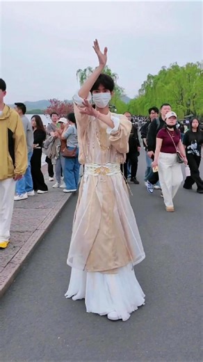 Mandarin Duck Play [Cover] (Deng Yujun) | 鸳鸯戏 [Cover] (邓寓君[等什么君]) – Zixuan #dancecover