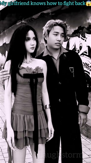 My girlfriend knows 😱how to fight back #viralvideo #laughstorm #motivation #funniestvideo #shorts