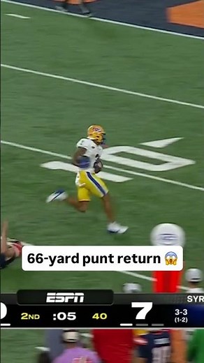 With the shifty moves 🕺 #pittsburghpanthers #accfootball #collegefootball