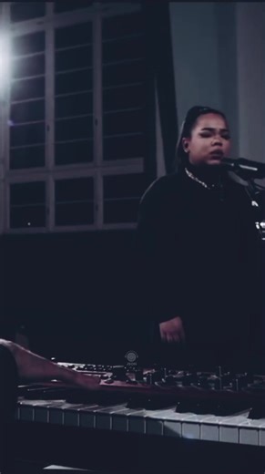 Powerful Song About Self-Discovery | Zoe Wees - Control