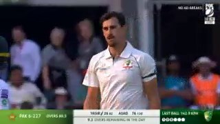 Australian bowlers' perseverance pays off on day one of the first Test against Pakistan at the Gabba