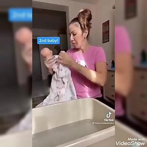 8M views · 10K reactions | الفرق بين أما تخلفي اول عيل وبعد ماتخلفي 4 عيال藍藍 | اسمع كلام ستك | Facebook