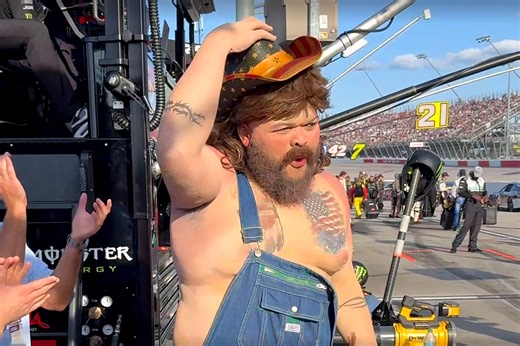 A Black Comedian Became a Shockingly Realistic White Man for a Viral Skit. Here’s How He Did It.