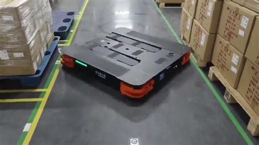 CTO ROBOTICS Media on Instagram: "Lifting pallets directly from the ground just with a fork, no extra equipment! Efficient, simple… but what about safety standards and certifications? What are your thoughts? Join our global community, share your expertise, and explore partnership opportunities. 👉 www.ctorobotics.com Stay updated with the latest insights on #Robotics, #AI, #Automation, and #SmartManufacturing. 🚀 👉 https://ctorobotics.com/newsletter/ ⚠️ This video is shared for educational and 