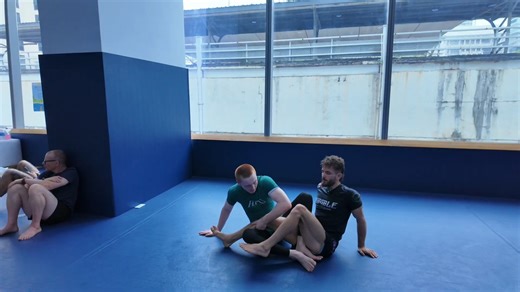 Never get stuck in a leg entaglement again (saddle escape)