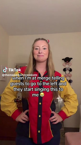 Embarrassing Disney Moments: Guests Can't Stop Singing