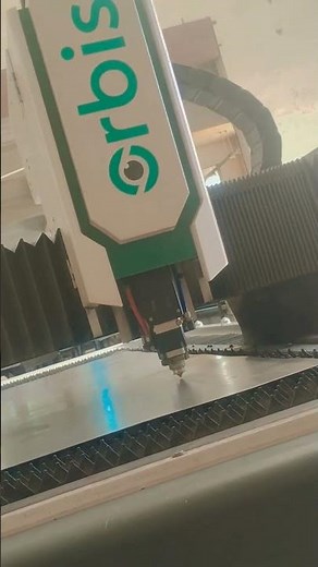 computer operator #machine #live #viralvideo #cncmill