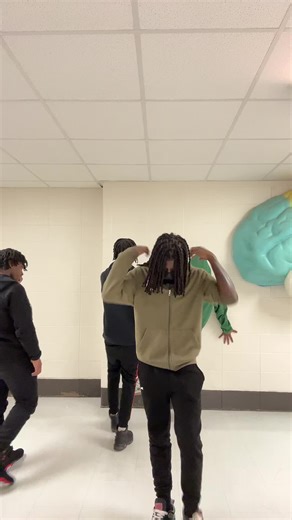 front back right left #fyp #viral #tiktokdancechallenge #babyscale @Cfk.ray @bbyspark._ @cfk.ky