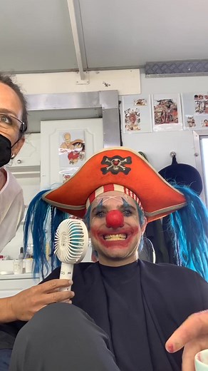 The Clown Prince of ONE PIECE, Jeff Ward's transformation into Buggy, is now forever tattooed in my brain. #OnePieceNetflix #OnePiece #OnePieceLiveAction