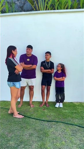 I played in the pool #explore #vlog #arthursouza