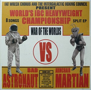 Bad Astronaut Vs Armchair Martian - War Of The Worlds