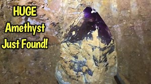 Amethyst Digging In South Carolina Pulling out AMAZING CRYSTALS 💎 | The Crystal Collector