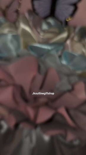 Our best seller. Lover bouquet 💜💙🩷 🛒ORDER HERE: shopee.ph/jkoutlinegiftshop | JK Outline Gift Shop