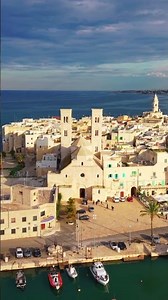 Mediterranean Coastline – Sea & Serenity