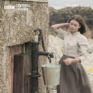 How to live your best life back in 1900! 😉😆 The 1900 Island starts Thursday 8pm on BBC One Wales | BBC Cymru Wales