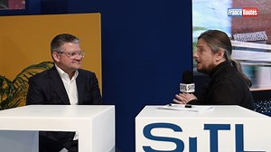 3.5K views · 27 reactions | |  TRANSPORTEUR | Au salon SITL 2024, XPO Logistics organisait une conférence sur la décarbonation des transports, en expliquant comment « Construire un plan de transport durable ». ▶ France Routes a donc fait un point d'étape sur la décarbonation des activités du groupe, avec Bruno Kloeckner, directeur général de XPO Logistics France. | FranceRoutes (Officiel) | Facebook