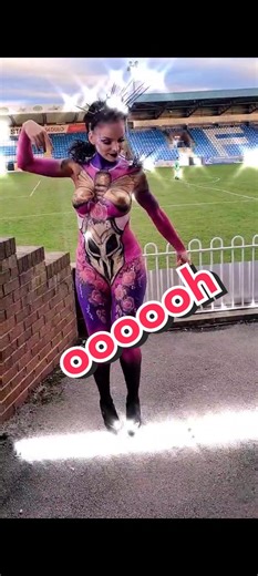 Making magic with one of my favourite models ❤ #bodyart #bodypaint #artist #model #makeup #art #yorkshirejam #facepaint #modelwalk #creative #foryou
