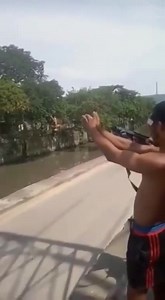 Man gets his hands shot for stealing