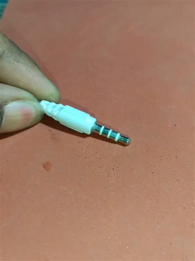 ‏Mobile Earphone Se Mic Tarika sikhe Easy Fix